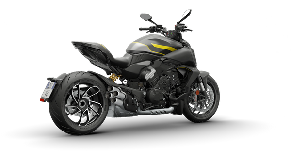 2026 Diavel V4