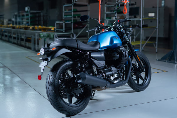 2027 Moto Guzzi V7 Stone