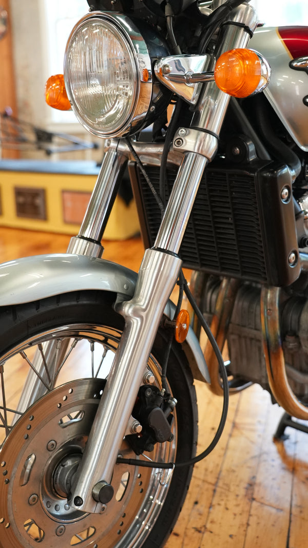 2000 Triumph Thunderbird 900