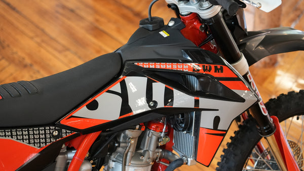 2022 SWM RE500R
