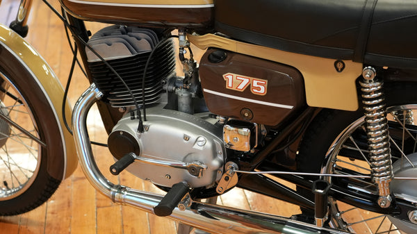 1975 CZ 175