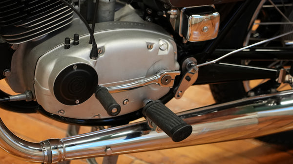 1975 CZ 175