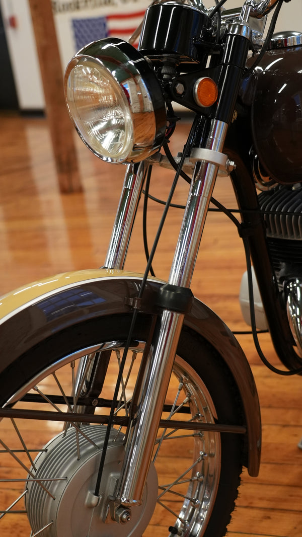 1975 CZ 175