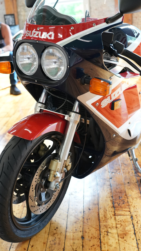 1986 Suzuki GSX-R 1100