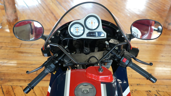 1986 Suzuki GSX-R 1100