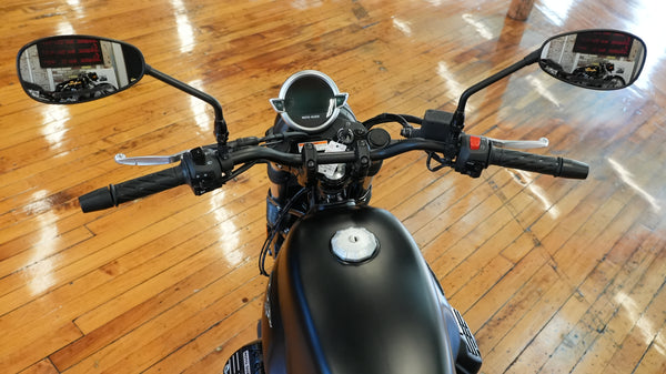 2022 Moto Guzzi V7 Stone
