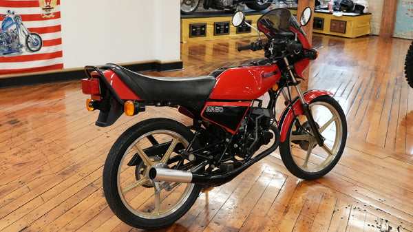 1982 Kawasaki AR80