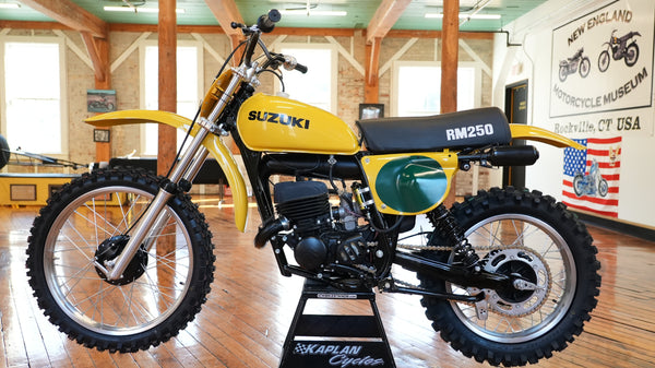 1976 SUZUKI RM250