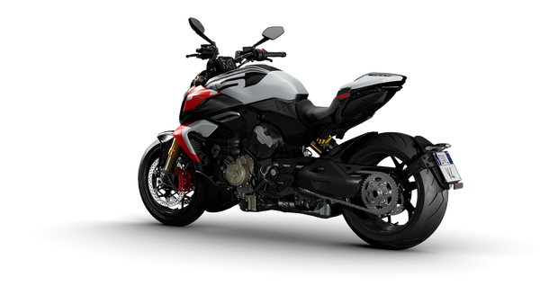 2027 Ducati Diavel V4 RS