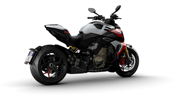 2027 Ducati Diavel V4 RS