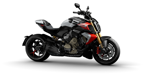 2027 Ducati Diavel V4 RS