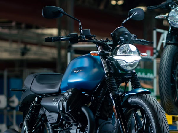 2027 Moto Guzzi V7 Stone