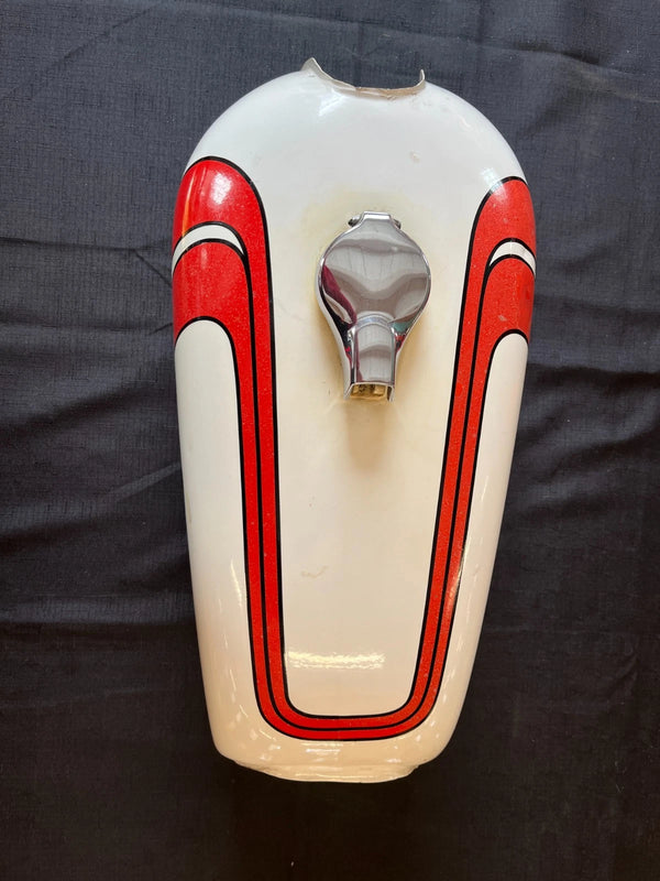1975 Yamaha RD 250 Fuel tank