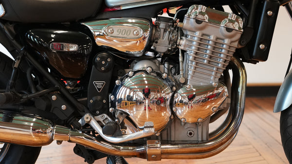 2000 Triumph Thunderbird 900