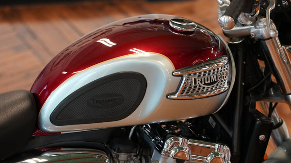 2000 Triumph Thunderbird 900