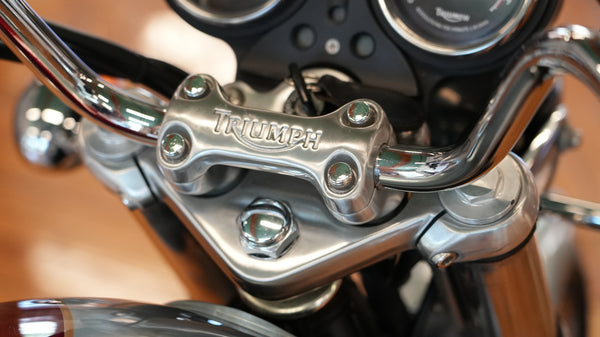 2000 Triumph Thunderbird 900