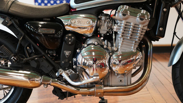 2000 Triumph Thunderbird 900