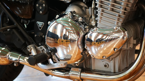 2000 Triumph Thunderbird 900
