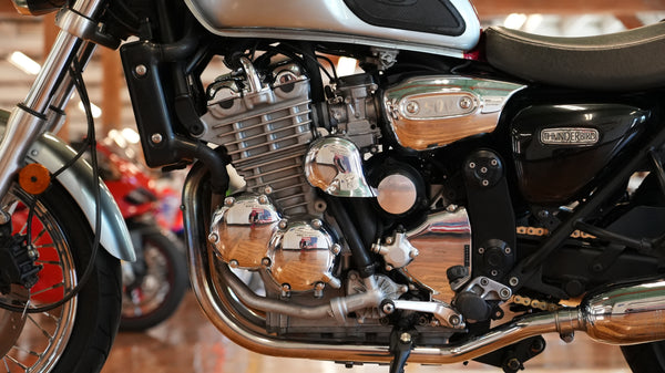 2000 Triumph Thunderbird 900
