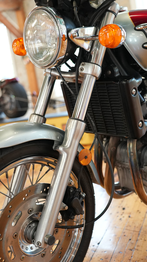 2000 Triumph Thunderbird 900