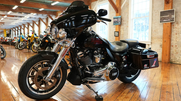 2019 HARLEY-DAVIDSON 131ci STREET GLIDE FLHS