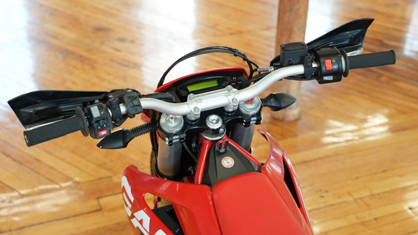 2024 GAS GAS ES700