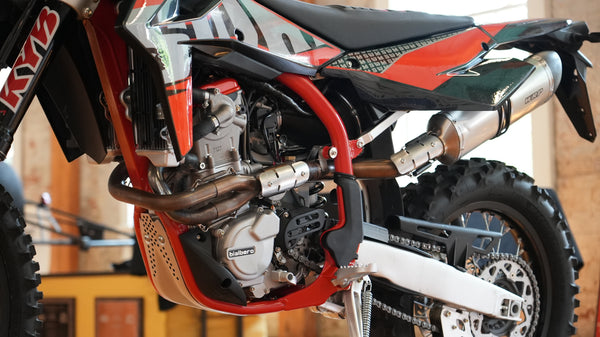 2022 SWM RE500R