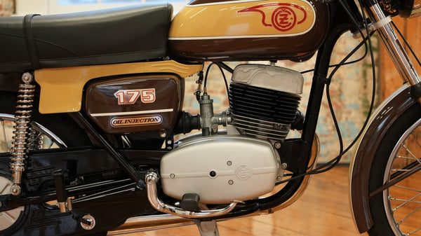 1975 CZ 175