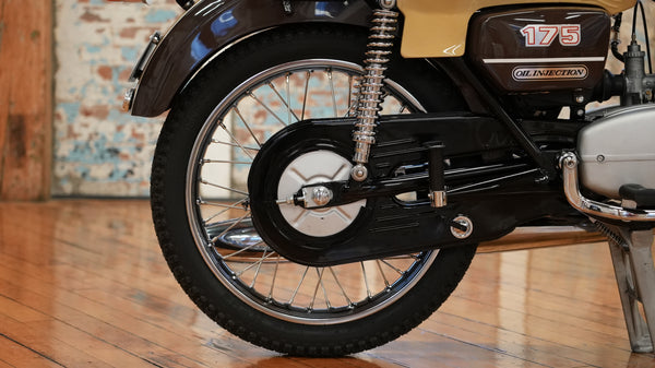 1975 CZ 175