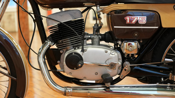 1975 CZ 175