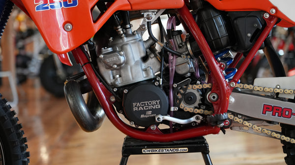1986 HONDA CR250R