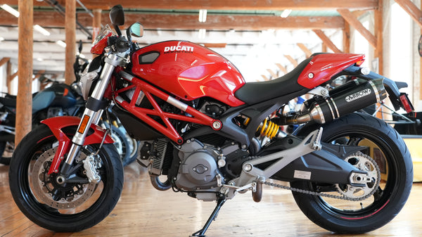 2010 Ducati Monster 696