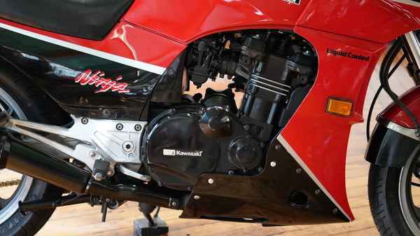 1985 Kawasaki GPZ900