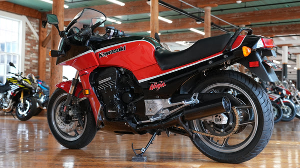 1985 Kawasaki GPZ900