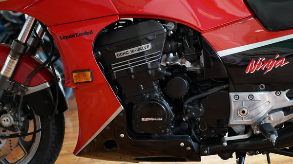 1985 Kawasaki GPZ900