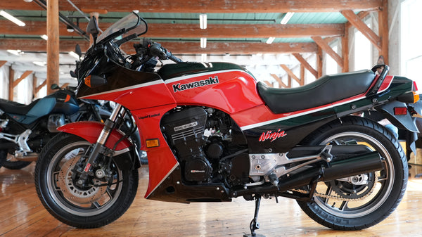 1985 Kawasaki GPZ900