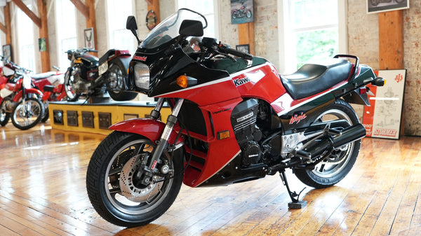 1985 Kawasaki GPZ900