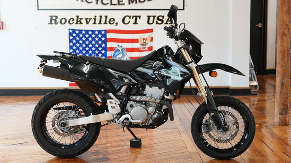 2024 Suzuki DR-Z 400 Supermoto