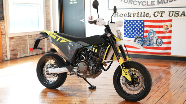 2024 Husqvarna 701 Supermoto