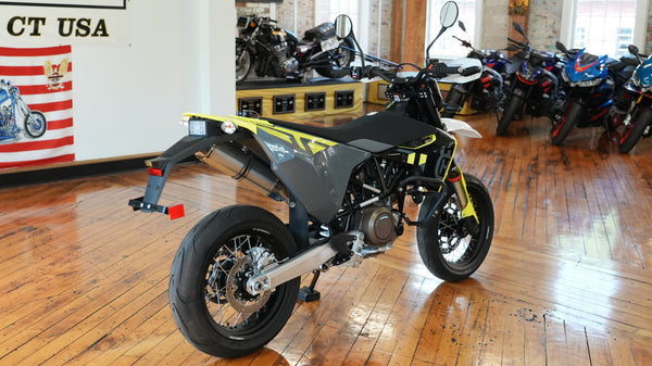 2024 Husqvarna 701 Supermoto