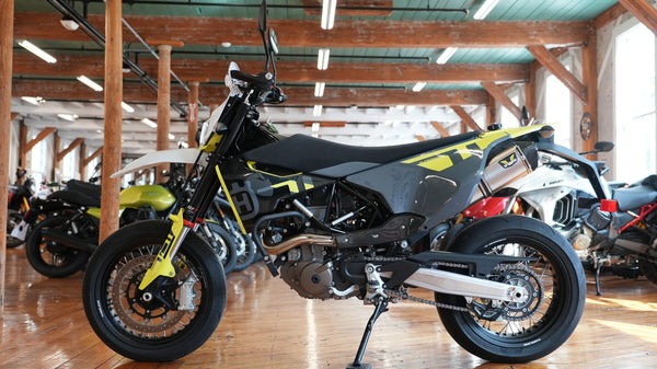 2024 Husqvarna 701 Supermoto