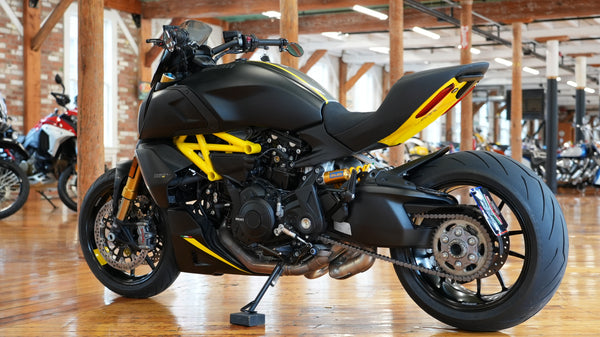2023 Ducati Diavel 1260 S Black & Steel