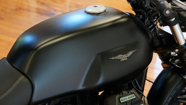 2022 Moto Guzzi V7 Stone
