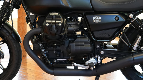 2022 Moto Guzzi V7 Stone