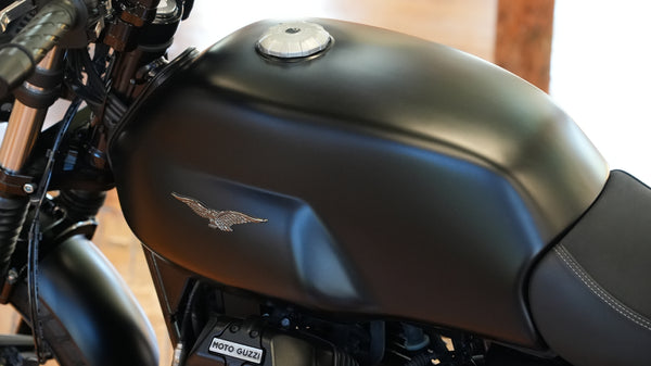 2022 Moto Guzzi V7 Stone