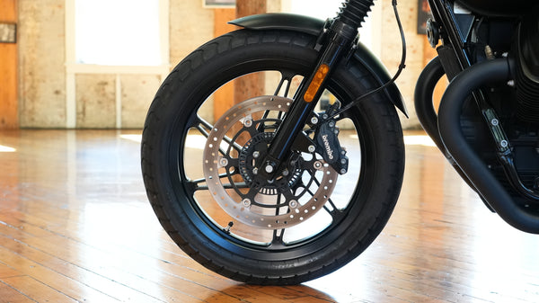 2022 Moto Guzzi V7 Stone