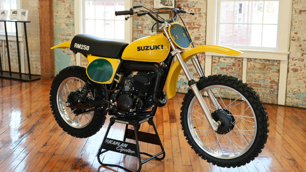 1976 SUZUKI RM250