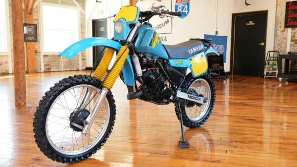 1982 YAMAHA IT175