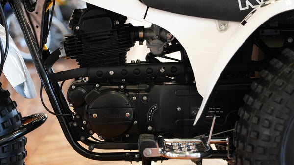 1984 KAWASAKI KLT250-P1