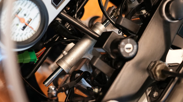 1986 Suzuki GSX-R 1100